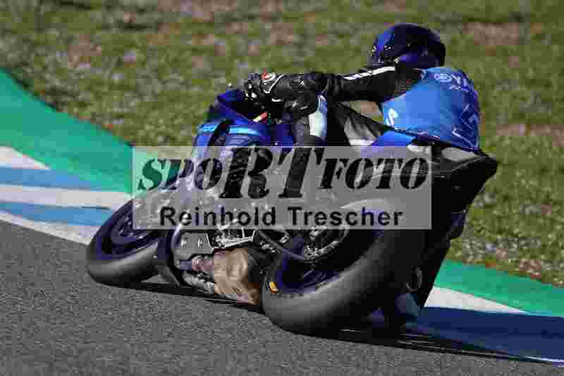 Archiv-2025/02 28.-31.01.2025 Moto Center Thun Jerez/gruen-green/backside